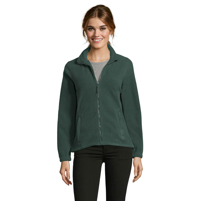 NORTH WOMEN